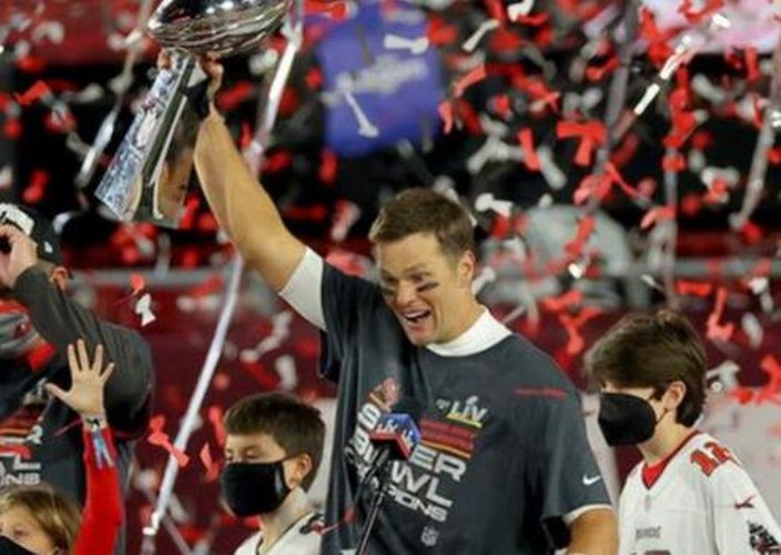 Tom Brady: ผู้ชนะ Super Bowl ที่ยอดเยี่ยมและเจ็ดครั้งของ NFL ยืนยันการเกษียณ